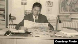 Төлөмүш Жакып уулу иш учурунда (сүрөт качан тартылганы белгисиз)