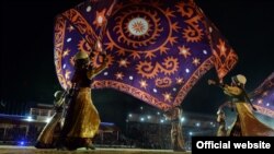 Көчмөндөр оюнунан бир көрүнүш