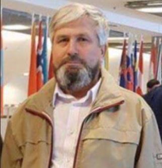 Нурали Саломов