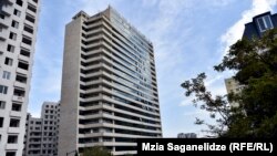 განცხადების ტექსტი ხელმოსაწერად ღიაა და ყველა მსურველს შეუძლია შეუერთდეს. 