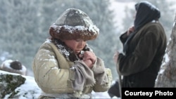 “Үркүн” көркөм тасмасынан алынган кадр. 