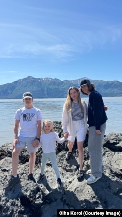 Ольга с детьми