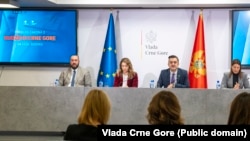 Ministar finansija u Vladi Crne Gore, Novica Vuković sa saradnicima na predstavljanju predloga zakona o budžetu za 2026. Podgorica, 19. novembar 2025.
