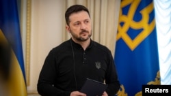 Президент раніше уточнював, що у переговорах братимуть участь Франція, Велика Британія і Україна