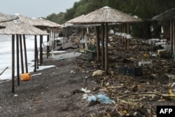 Plajele de lângă Volos au fost și ele distruse. Nea Agxialos, 7 septembrie.