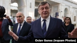 Crin Antonescu, candidatul alianței România înainte (A.Ro) la prezidențialele din 4 mai