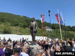 Spomenik Pavlu Đurišiću u mjestu Gornje Zaostro u Beranama