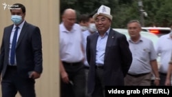 Аскар Акаев после допроса в ГКНБ. 2021 год. 