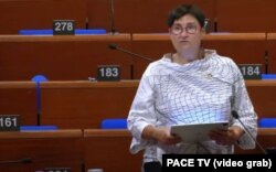 პეტრა ბაირი - ავსტრია