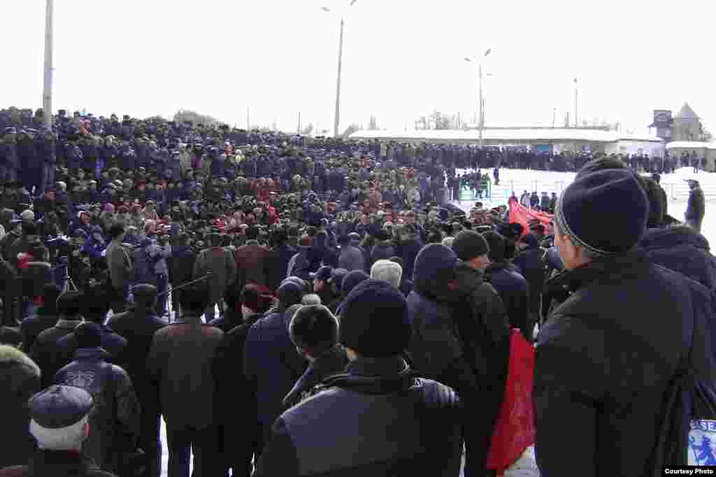 Нарындагы нааразылык митинги, 10-март 2010-жыл