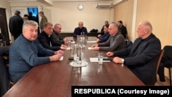 აფხაზეთის დე ფაქტო ხელისუფლებისა და ოპოზიციის წარმომადგენლების შეხვედრა. სოხუმი. 2024 წლის 18 ნოემბერი