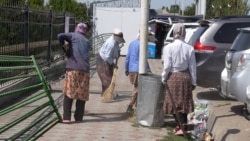 Суғд: Чаро партовҳои назди як гузаргоҳи марзӣ кам намешавад?