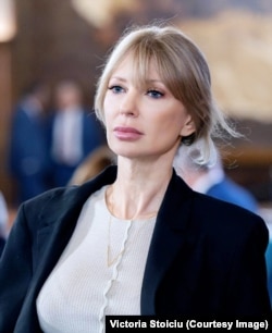 Victoria Stoiciu este senator de Vaslui în Parlamentul României. Este din Republica Moldova și vine din zona organizațiilor nonguvernamentale.