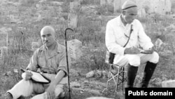 Кримськотатарські діячі культури Осман Акчокракли та Усеїн Боданинський