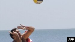 За растрату госсредств Саакашвили и главе его охраны грозит от 7 до 11 лет тюрьмы. Прошлые выпады прокуратуры против экс-президента вызывали вопросы у местных правозащитников и зарубежных партнеров Грузии