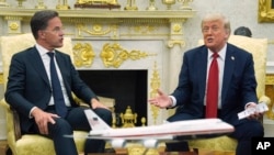Donald Trump și Mark Rutte, la conferința de presă comună de la Casa Albă, 14 iulie 2025
