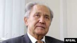 Апас Жумагулов.