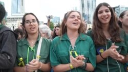 په اسراييلو او غزه کې د سولې پر پلان تر سلا کېدو ولسونو خوشحالۍ کړي