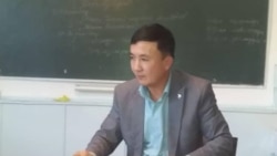 Султанбек Момунов.