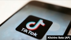 Уряд Албанії схвалив рішення заборонити TikTok по всій країні. Заборона діятиме щонайменше рік