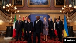 Miniștrii de Externe din șase țări europene din grupul „Weimar+” și șefa politicii externe europene s-au întâlnit la Londra pe 12 mai pentru convorbiri axate pe Ucraina.