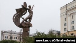 Казандагы Рудольф Нуриевкә куелган һәйкәл