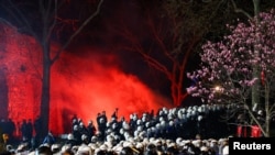 Акція протесту проти арешту мера Стамбула Екрема Імамоглу, в Стамбулі, 25 березня 2025 року