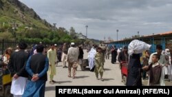 شهرک سرحدی تورخم٬ مسیری که افغانها بیشترین رفت و آمد را به پاکستان دارند 