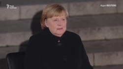Меркель залишає посаду канцлера під пісню зірки панк-року Ніни Гаґен