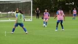 فيفا د فوټبال د راتلونکو سياليو لپاره د افغان کډوالو ۲۳ کسيزه ښځينه لوبډله غوره کړې 