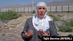 Рафоат Хошимова, жительница Худжанда, дом которой ушел под снос.