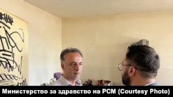 Северна Македонија - министерот за здравство Азир Алиу во посета на психијатриска болница „Скопје“, јуни 2025 година.