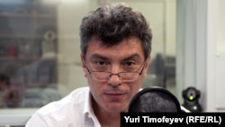 Boris Nemtsov in RFE/RL's Moscow studio (file photo)