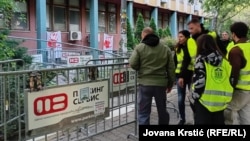 Blokiran ulaz u zgradu Višeg suda u Novom Sadu, 20. maj 2025