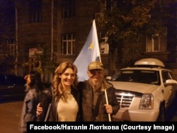Рустем Аблятіфов та Наталія Лютікова, кримська активістка, на акції у Києві, жовтень 2019 року