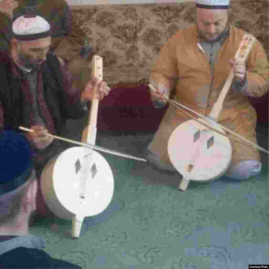 Iад хьокху пондарца назма олуш.