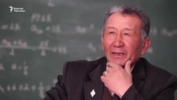 “Азаттыктын” каарманы кош сыйлыкка татыды