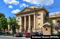 La Universitatea Carol Davila, peste 80% dintre profesori sunt vaccinați.