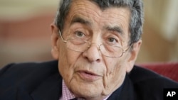 جفری نایس، دادستان بریتانیایی، در دفترش در لندن، سپتامبر ۲۰۲۴