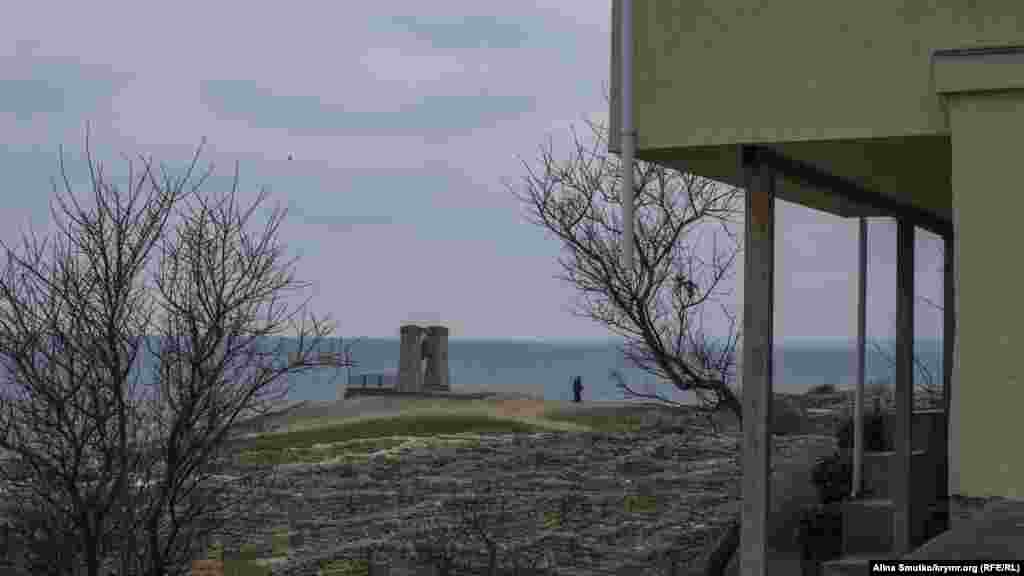 Відомо, що ЮНЕСКО вже близько трьох років не має доступу до музею-заповідника. Організація не здійснює моніторинг своїх об'єктів на території півострова після його анексії