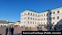 Казан Кирмәнендә полиция татар активистларына дога кылырга ирек куймый. АЗАТЛЫК/СВОБОДА телеграм каналы фотосы