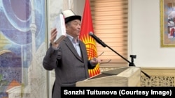 Чоюн Өмүралиев.