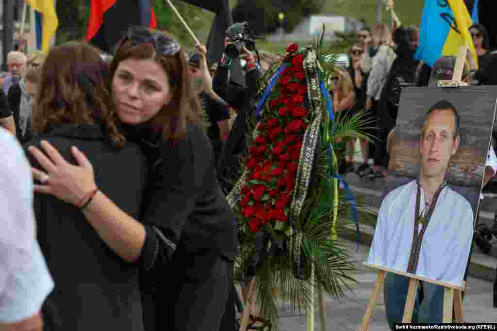 1 жовтня 2024 року художник повідомив про мобілізацію до лав Збройних сил України