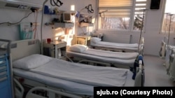 Pacientul nu a putut fi transferat la timp, motiv pentru care starea sa s-a înrăutățit. Imagine generică.