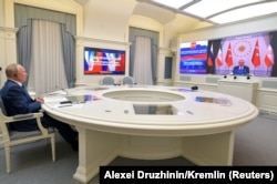 ვლადიმირ პუტინი