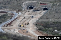 Autoput se pokazao izuzetno skupim, s procenjenom prosečnom cenom od 23,8 miliona dolara po kilometru.