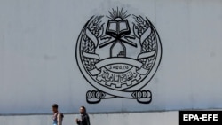 نشان حکومت طالبان در یکی از دیوارهای کابل