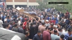 В Исфаре похоронили жертв приграничного конфликта