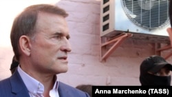 Медведчуку вже інкримінують «державну зраду» і «готування до розграбування національних цінностей на окупованій території», до цих звинувачень в ОГП додали нові