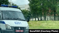 Машына сілавікоў каля турмы на Акрэсьціна. Архіўнае ілюстрацыйнае фота